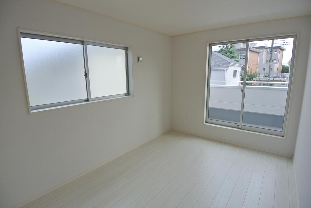 Non-living room. 4 Building Western-style