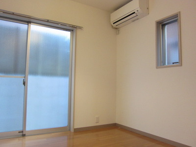 Other room space.  ☆ Space in the sun ☆ 