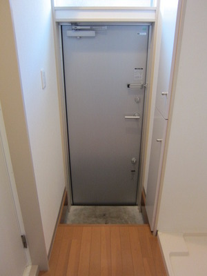 Entrance.  ☆ From here is the beginning and end of the day ☆ 