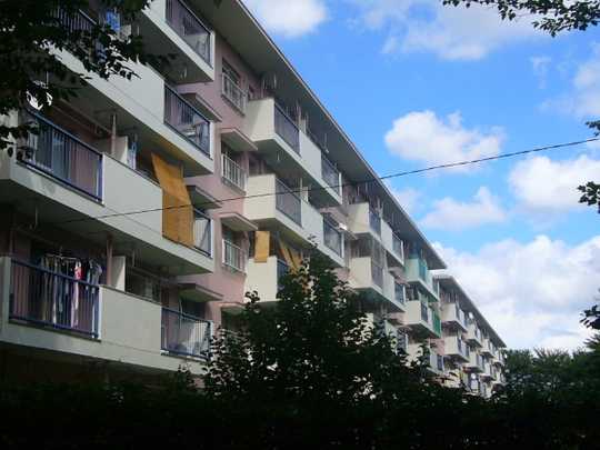 Local appearance photo. Shooting from the southwest side
