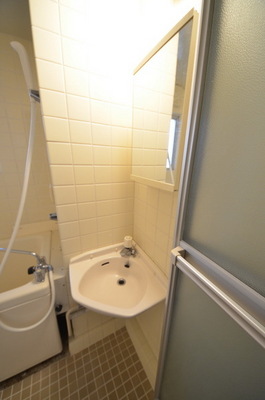 Washroom. ☆ Wash basin ☆