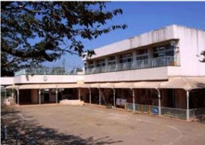 kindergarten ・ Nursery. East nursery school (kindergarten ・ 91m to the nursery)