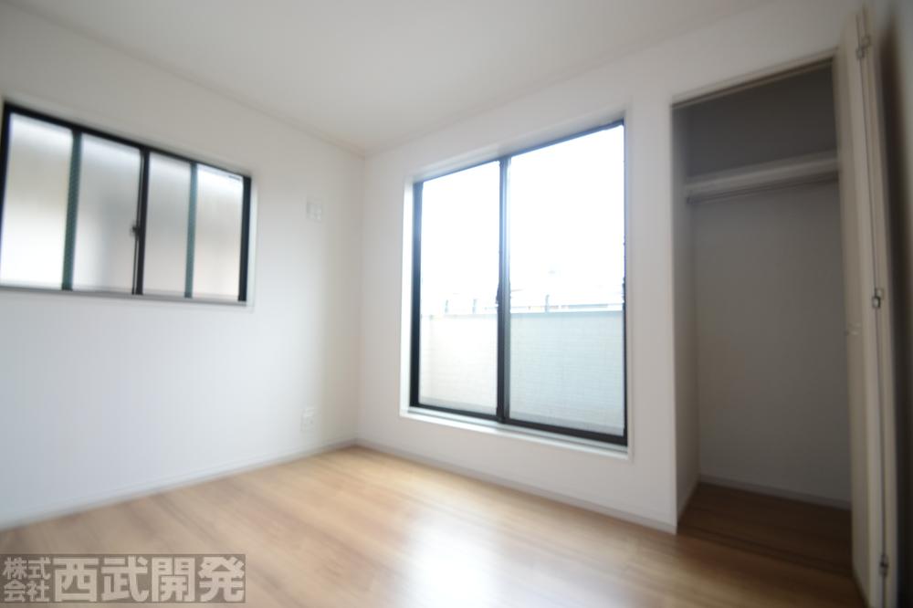 Non-living room. Western-style 5.25 Pledge With storage