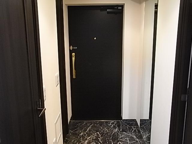 Entrance. Local (11 May 2013) Shooting