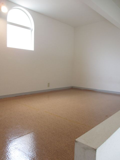 Other room space.  ☆ loft ☆