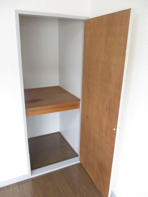 Receipt.  ☆ Storage space ☆