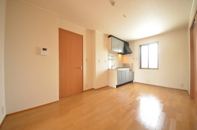 Living and room. ☆ dining ☆