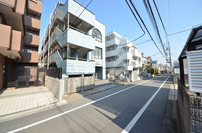 Other. Until the other (Other) 10m