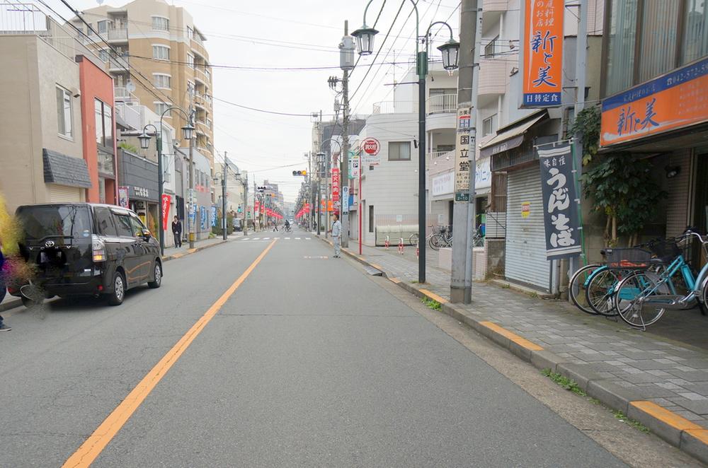 Local photos, including front road. Local (11 May 2013) Shooting