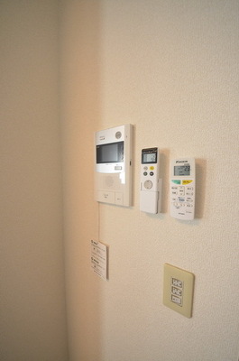 Security. ☆ TV monitor phone that visitors at a glance ☆