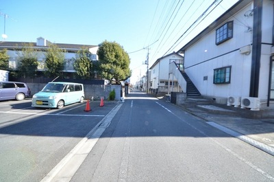 Other. Until the other (Other) 1m