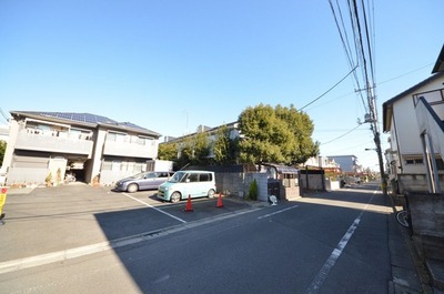 Other. Until the other (Other) 1m