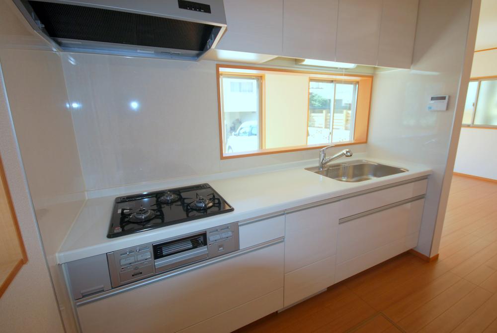 Same specifications photo (kitchen). Example of construction