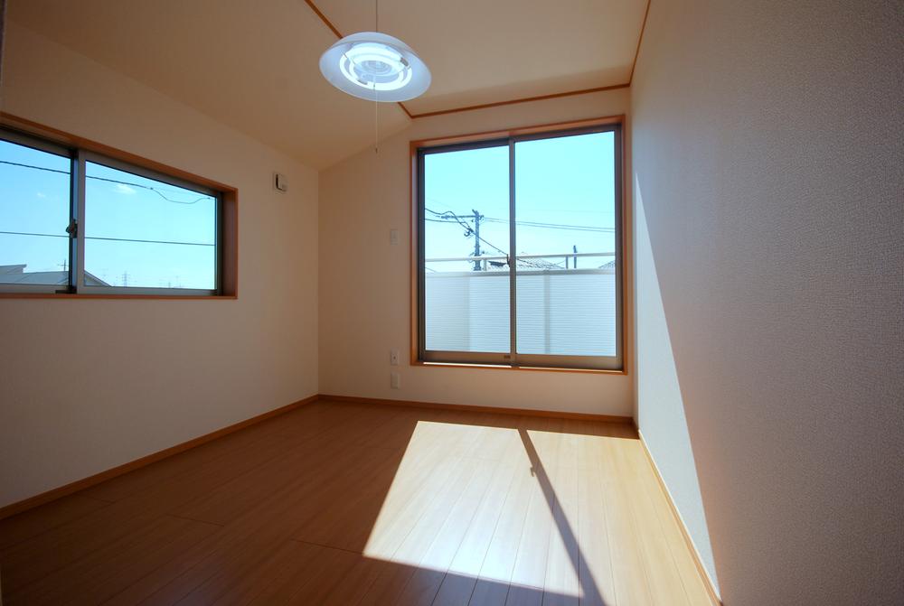 Same specifications photos (Other introspection). Example of construction Western style room