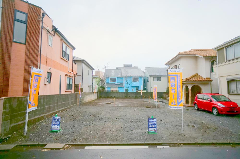 Local appearance photo. Local shooting