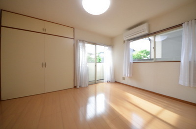 Living and room. ☆ Free to arrange space ☆