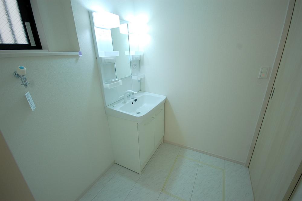 Wash basin, toilet. Local Photos