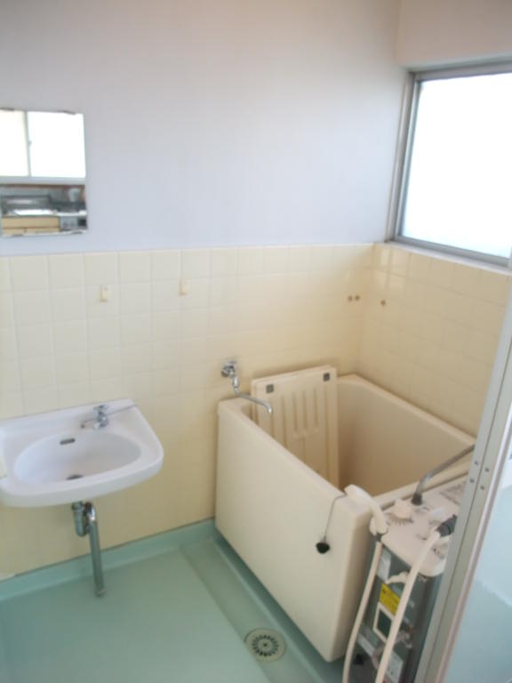 Bath. Balance kettle, Tsui焚 is possible.