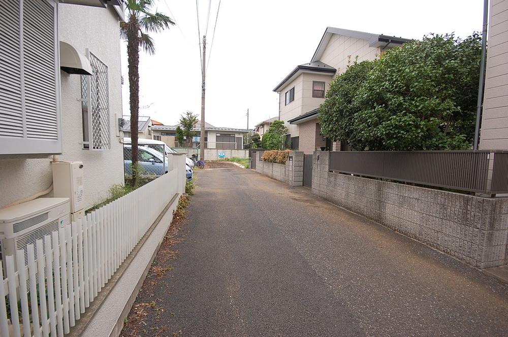 Local photos, including front road. Local (September 2013) Shooting