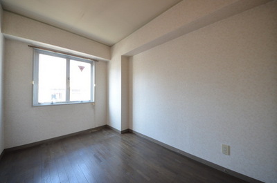 Living and room.  ☆ Free to arrange space ☆ 