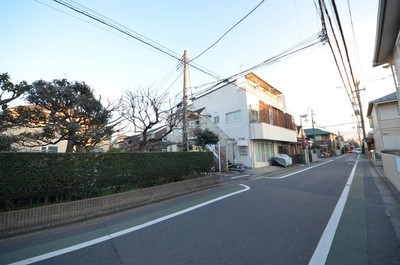 Other. Until the other (Other) 1m