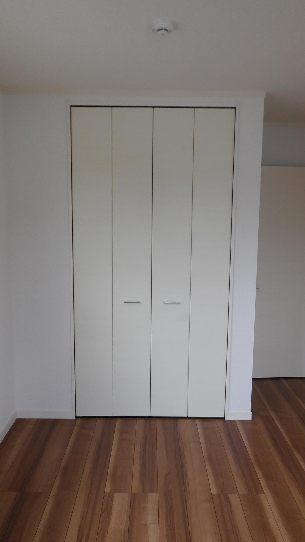 Receipt. Room (August 2013) Shooting