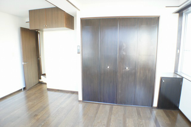 Living and room. Receipt