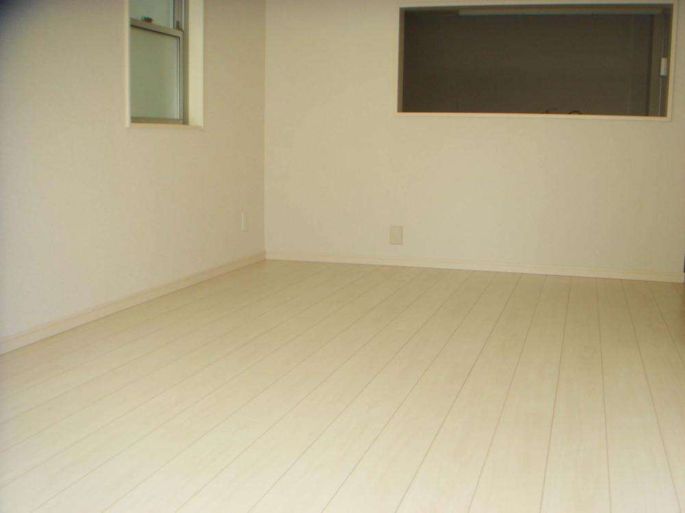 Same specifications photos (living). Same specifications Photo: 4 Building Living