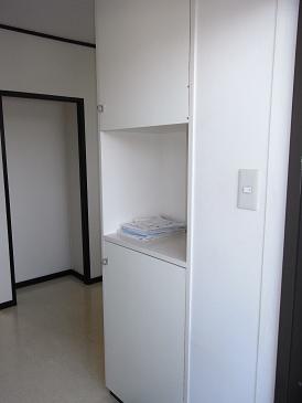 Entrance. Entrance cupboard