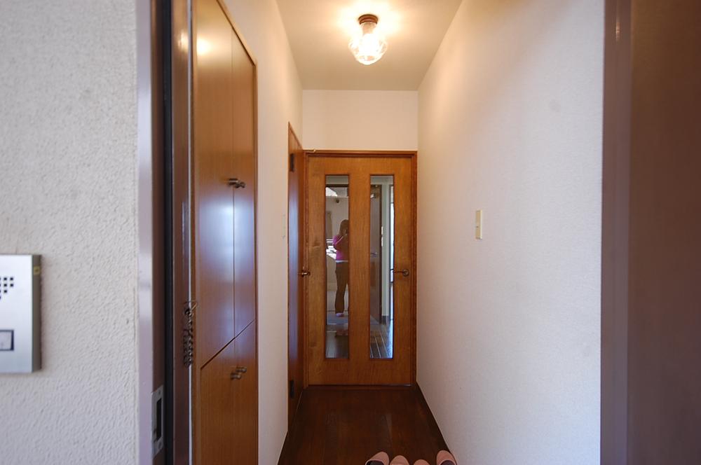 Entrance. Local shooting