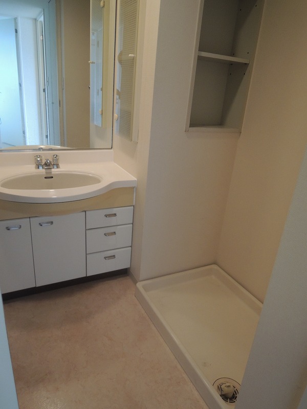 Washroom.  ◆ Size feeling definitive family type also afford waterproof van ◆ 