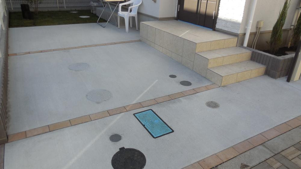 Parking lot. Local (11 May 2013) Shooting