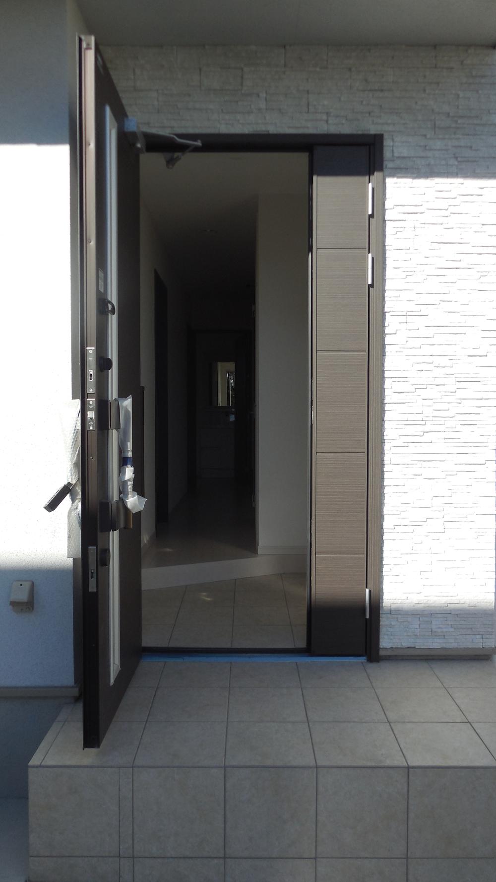 Entrance. Local (11 May 2013) Shooting