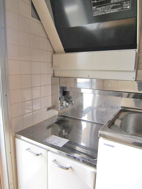 Kitchen. Stove Storage