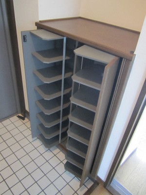 Entrance. Entrance of the storage