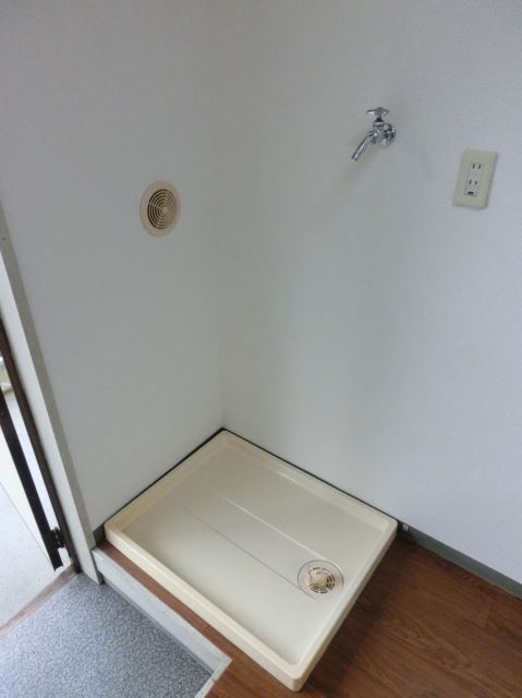 Other room space.  ☆ Since the washing machine storage is a room, Laundry is not dirty ☆