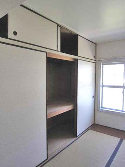 Living and room. North Japanese-style room