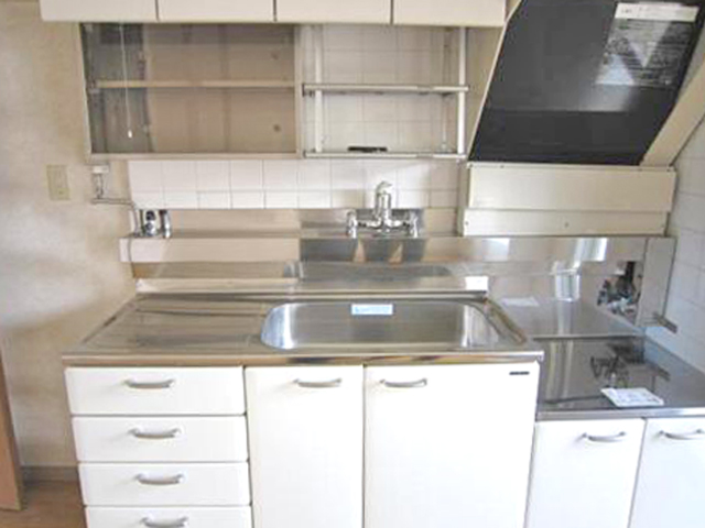 Kitchen. System kitchen with a hanging cupboard