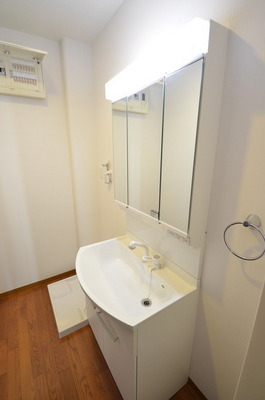 Washroom. ☆ Grooming is from here ☆