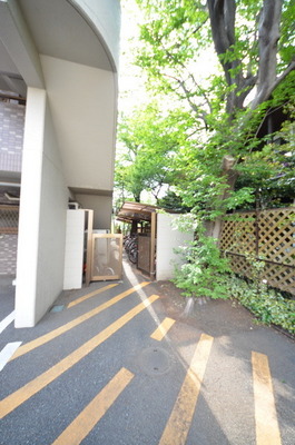 Other. Until the other (Other) 10m