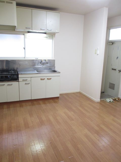 Living and room. Dining kitchen