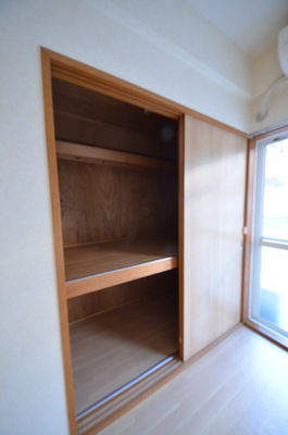 Receipt. Wide storage