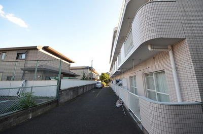 Other. Until the other (Other) 1m