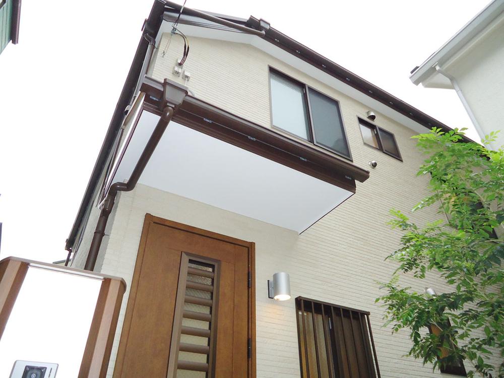 Local appearance photo. Local (11 May 2013) Shooting