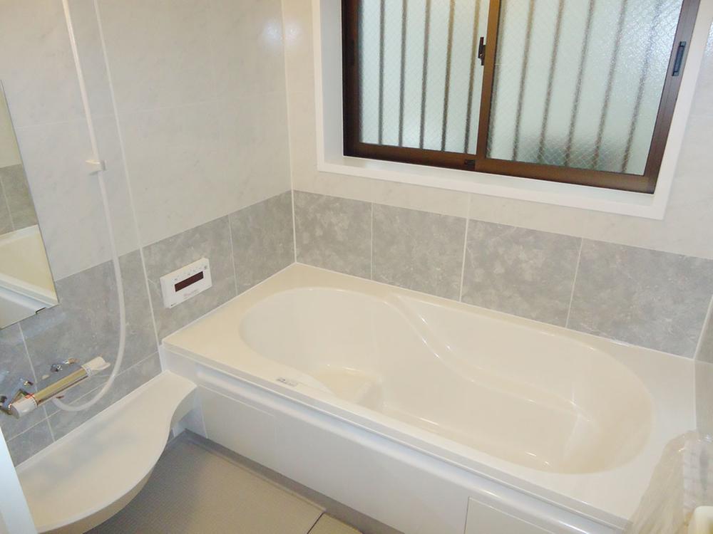 Bathroom. Bathroom to heal fatigue of the day comfortably spacious