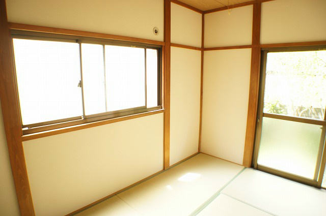 Other. Bright at Japanese-style two-sided lighting