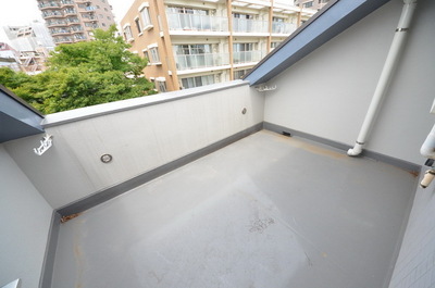 Balcony. Balconies with little width