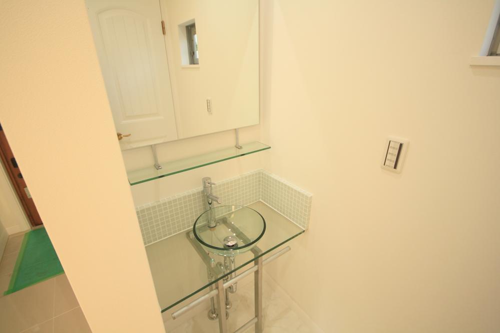 Wash basin, toilet. Local shooting