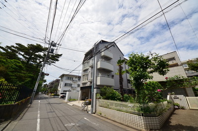 Other. 10m to the periphery (other)