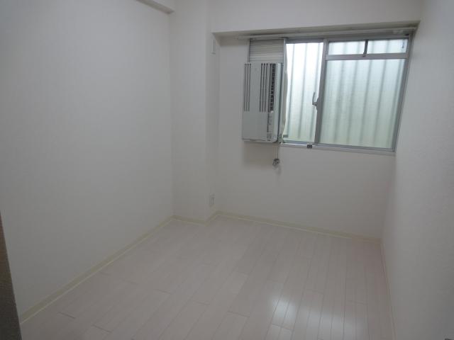 Non-living room
